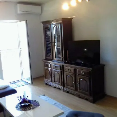 Bicho House * Bukovic