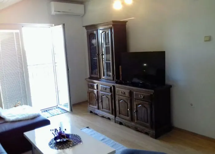 Bicho House * Bukovic